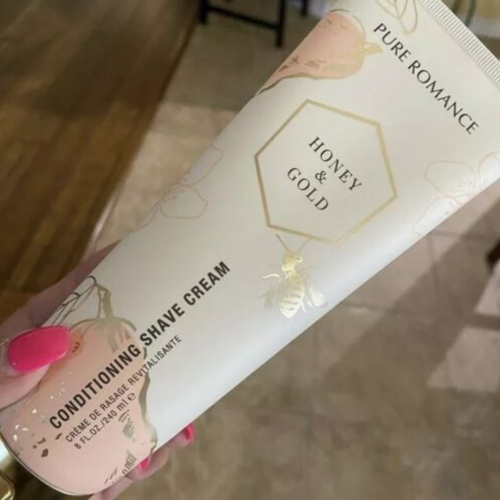 Conditioning shave cream